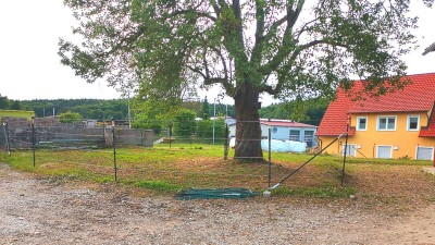Unsere Gastpferdekoppel, kann unterteilt werden